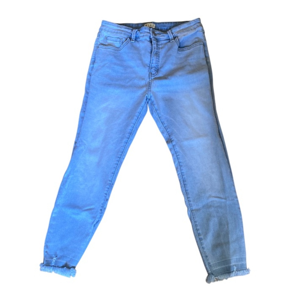 BLUE By ARTEMIS Light Wash Skinny Cropped Fringed Hem Jean Size 8